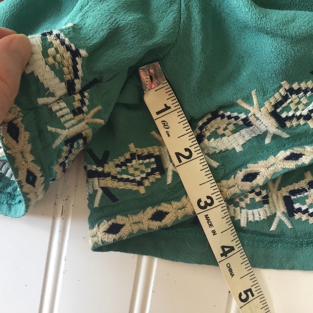 Anthropologie hei hei shorts embroidered green cream - Picture 14 of 16